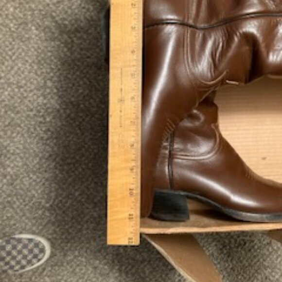 VINTAGE TONY LAMA COWBOY BOOTS mens 9.5 Excellent - Picture 15 of 15